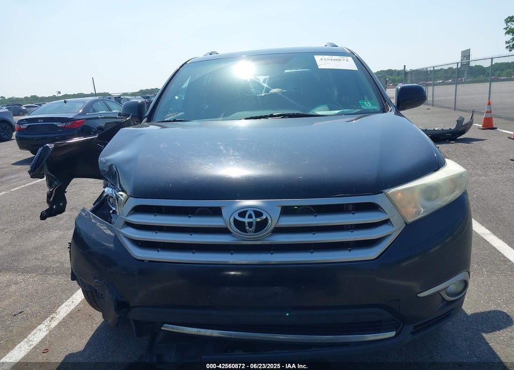 2013 TOYOTA HIGHLANDER VIN: 5TDBK3EH4DS189449