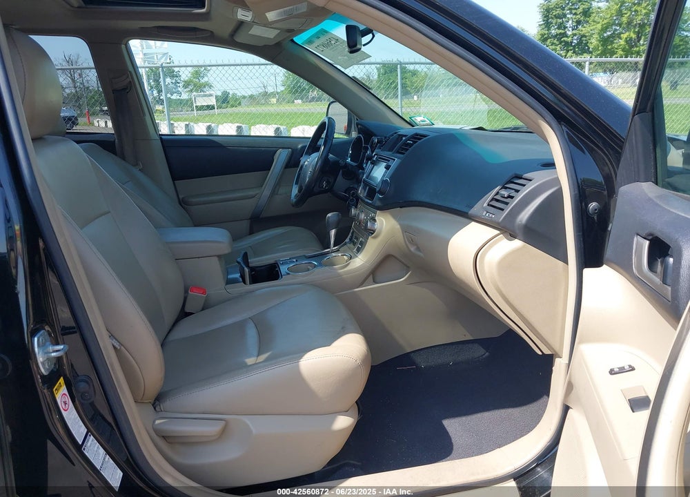 2013 TOYOTA HIGHLANDER VIN: 5TDBK3EH4DS189449