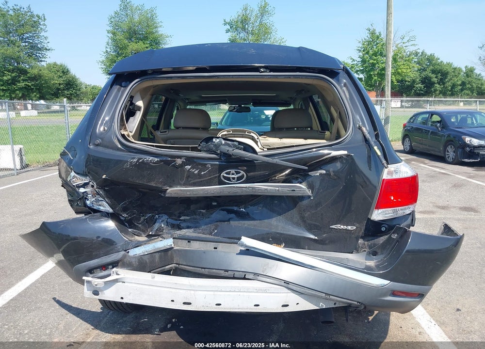 2013 TOYOTA HIGHLANDER VIN: 5TDBK3EH4DS189449