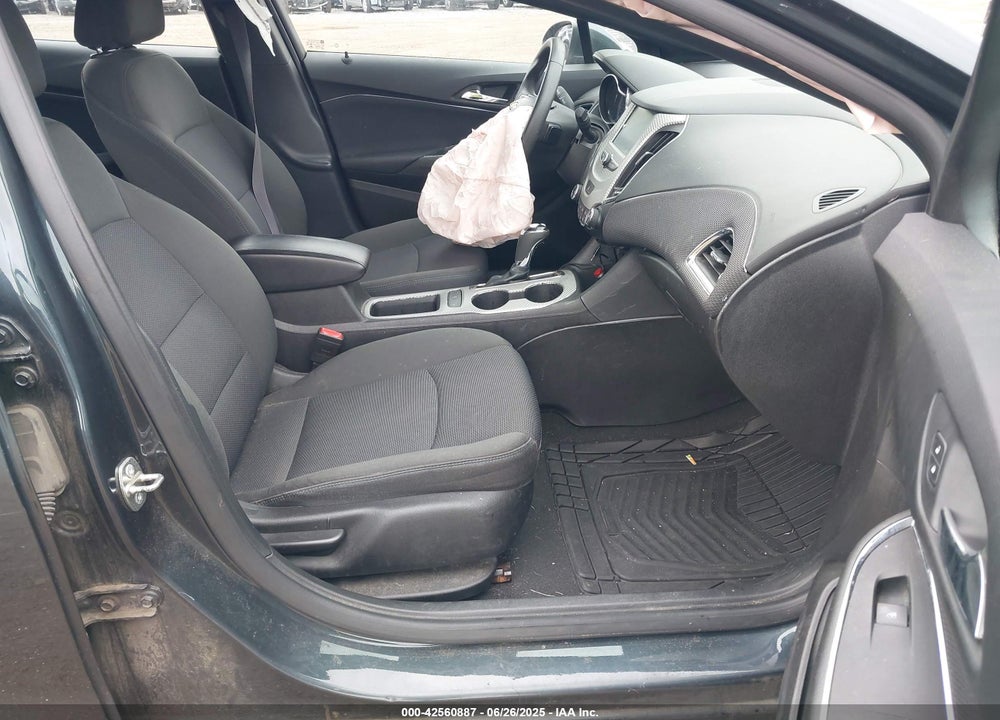 2017 CHEVROLET CRUZE VIN: 3G1BE6SMXHS551126