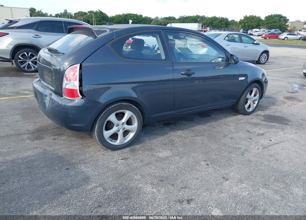 2010 HYUNDAI ACCENT SE VIN: KMHCN3AC1AU172732