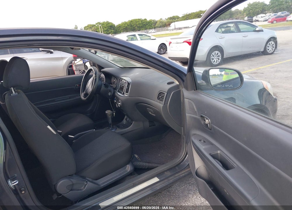 2010 HYUNDAI ACCENT SE VIN: KMHCN3AC1AU172732