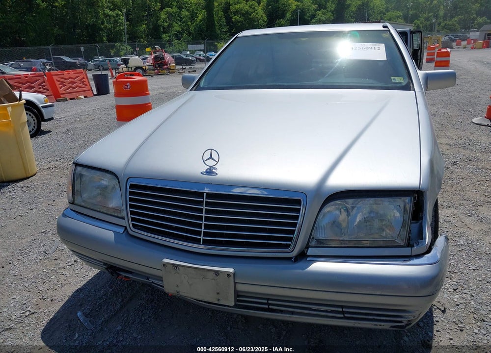 1995 MERCEDES-BENZ S 320W VIN: WDBGA32E7SA220558