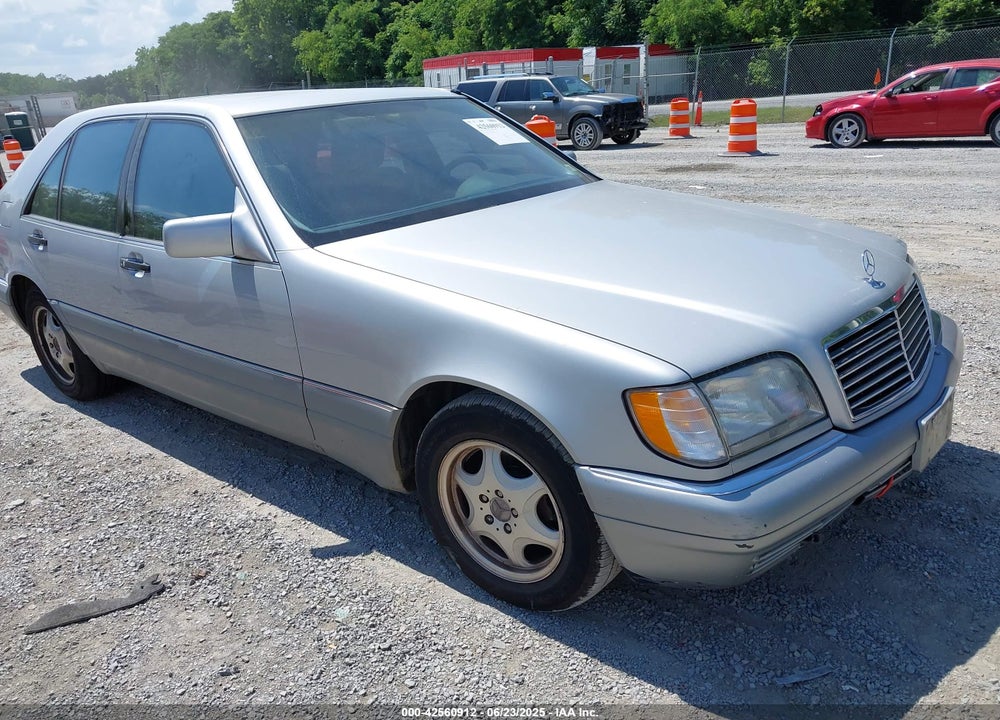 1995 MERCEDES-BENZ S 320W VIN: WDBGA32E7SA220558