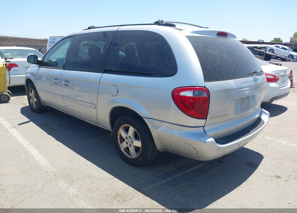 2005 DODGE GRAND CARAVAN SXT VIN: 2D4GP44L55R374299