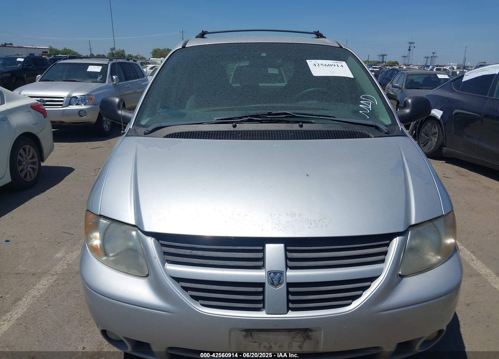 2005 DODGE GRAND CARAVAN SXT VIN: 2D4GP44L55R374299
