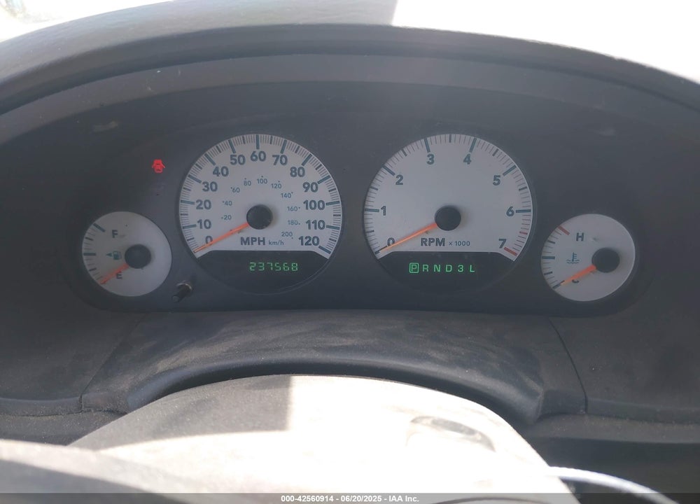 2005 DODGE GRAND CARAVAN SXT VIN: 2D4GP44L55R374299