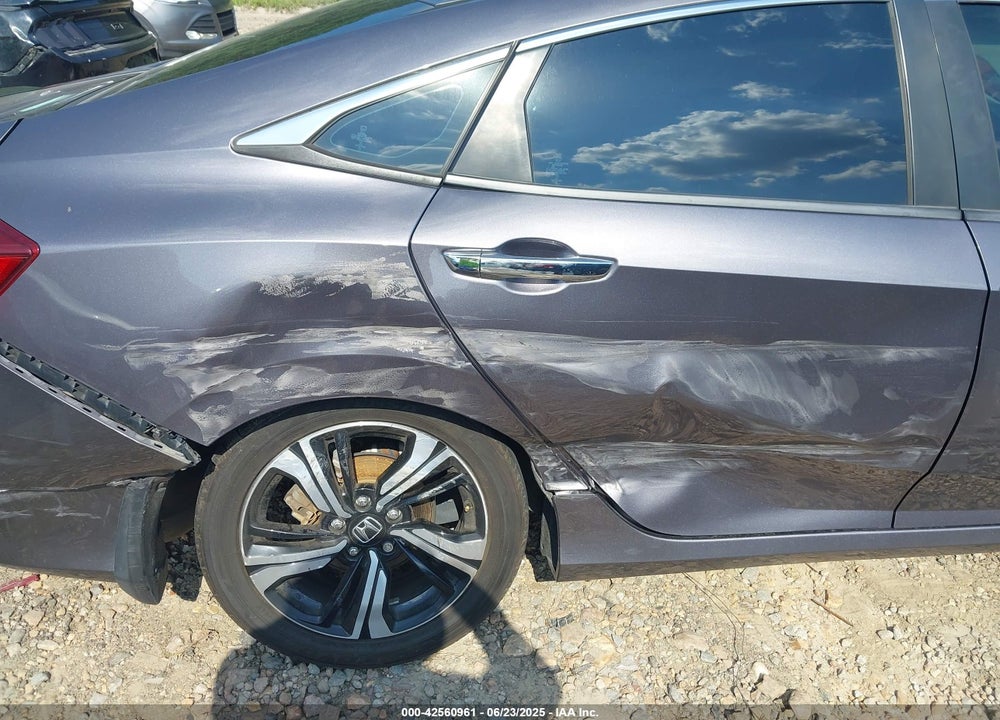 2016 HONDA CIVIC VIN: 19XFC1F90GE031733