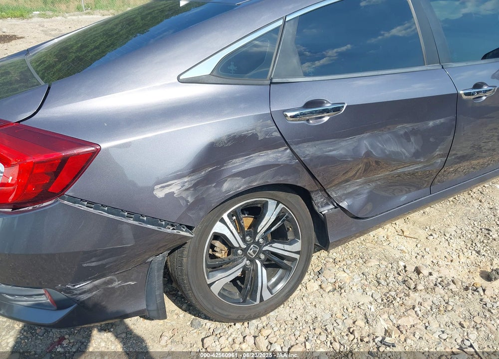 2016 HONDA CIVIC VIN: 19XFC1F90GE031733