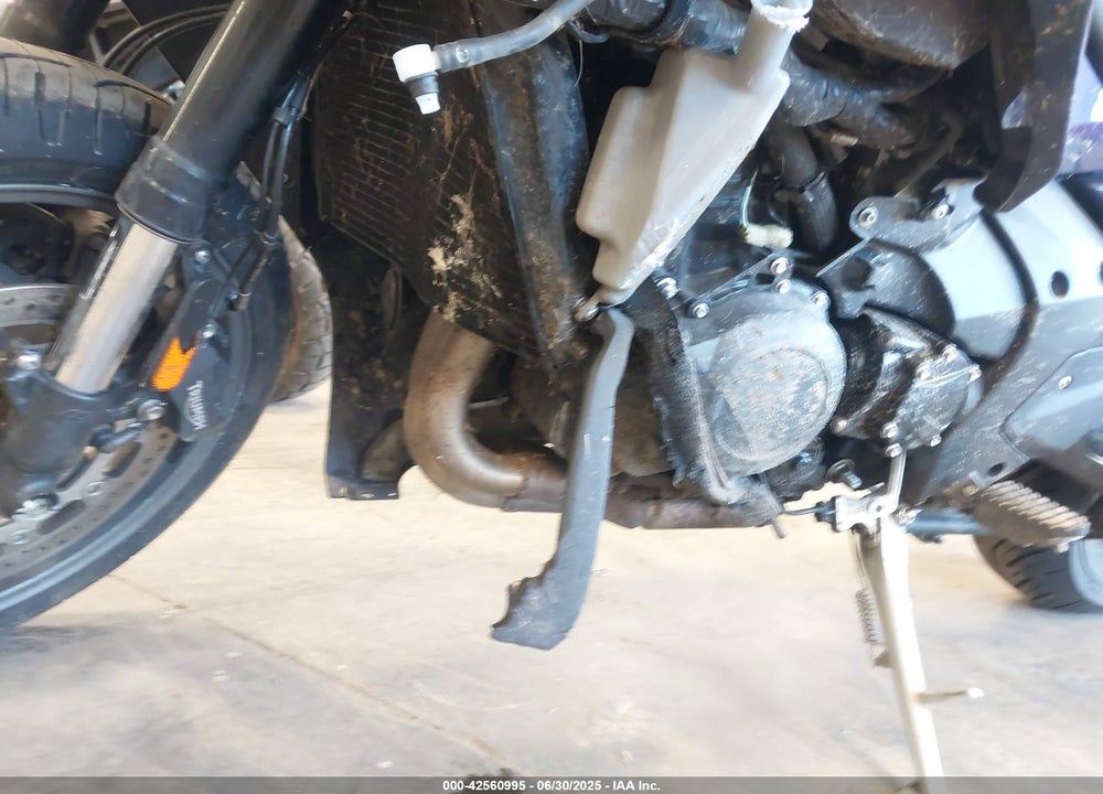 2015 TRIUMPH MOTORCYCLE TROPHY SE VIN: SMTH02XK8FJ700794