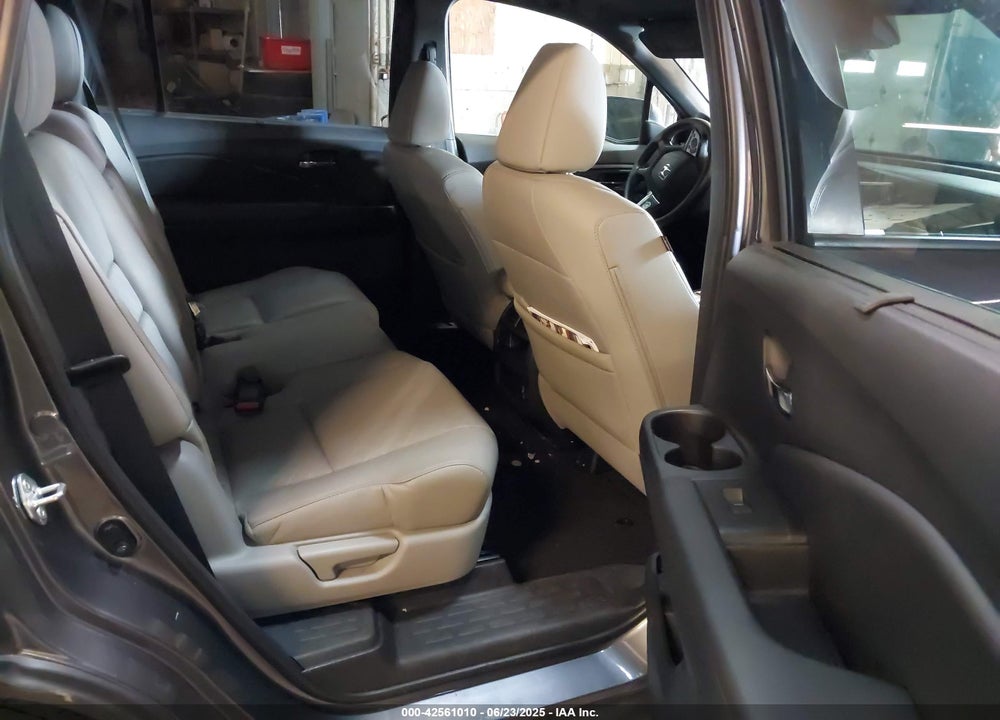 2021 HONDA PASSPORT VIN: 5FNYF8H56MB012533