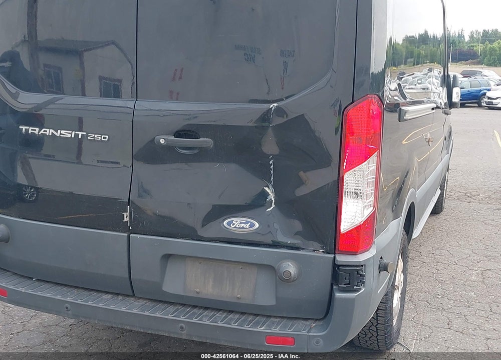 2018 FORD TRANSIT-250 VIN: 1FTYR2CM3JKB37717