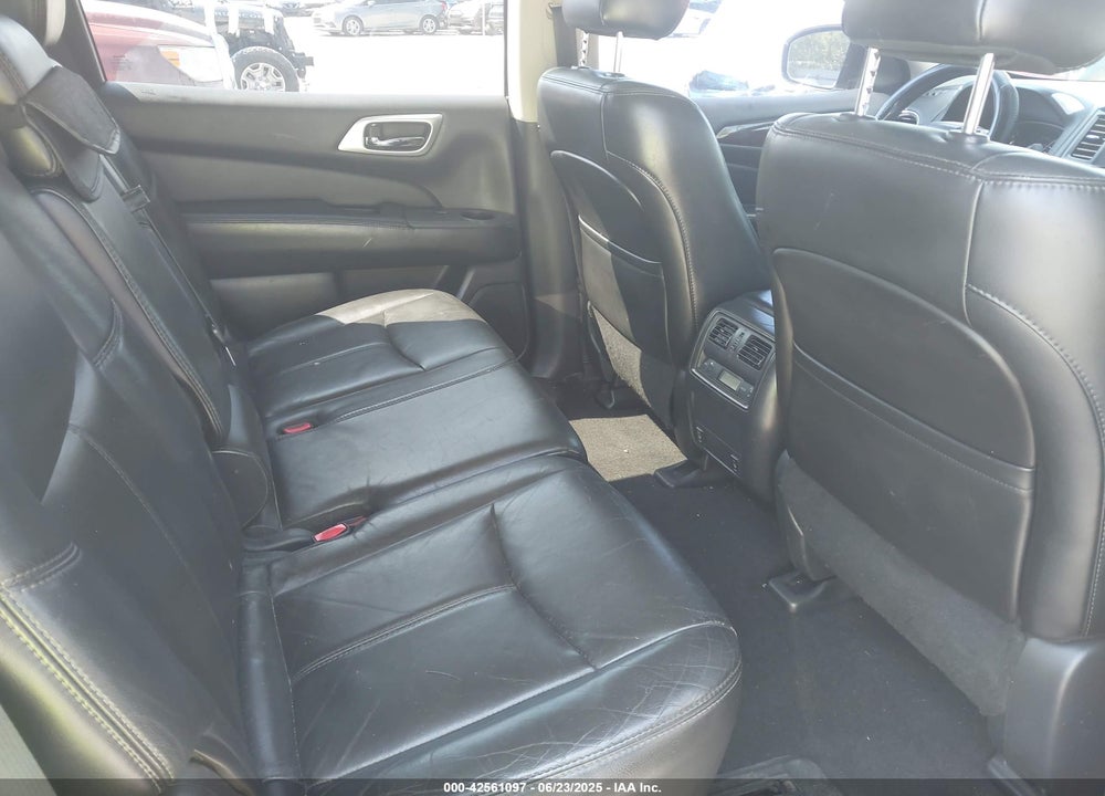 2014 NISSAN PATHFINDER VIN: 5N1AR2MNXEC637944