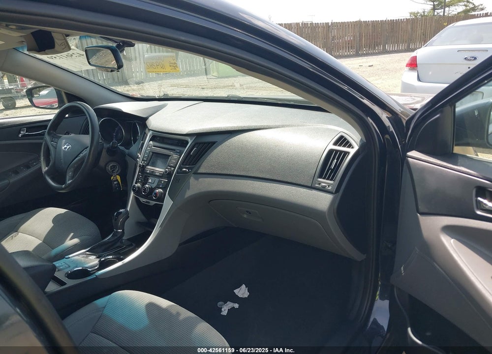 2014 HYUNDAI SONATA VIN: 5NPEB4AC4EH944538