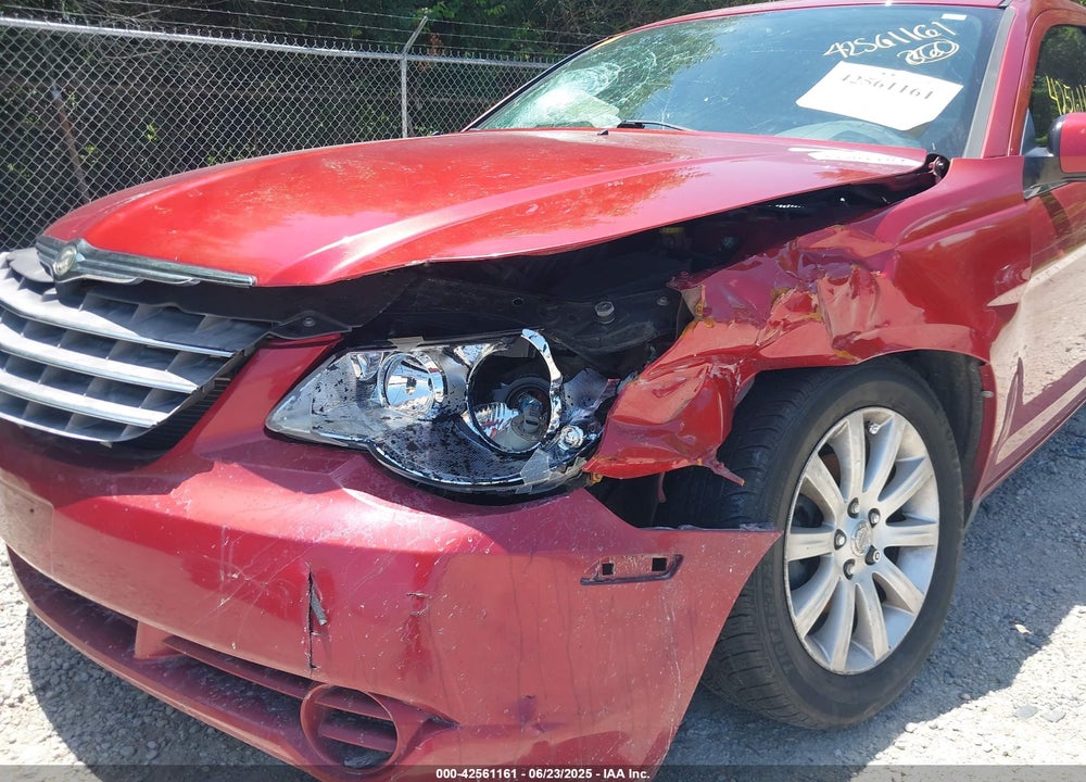 2010 CHRYSLER SEBRING VIN: 1C3CC5FB8AN133656