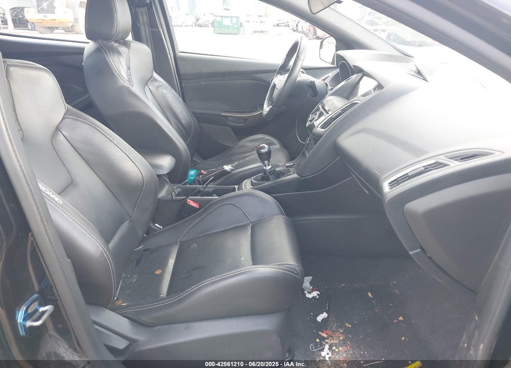 2017 FORD FOCUS ST VIN: 1FADP3L92HL234049