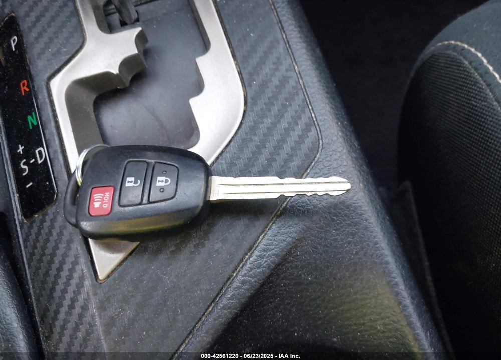 2013 TOYOTA RAV4 VIN: 2T3WFREVXDW017133
