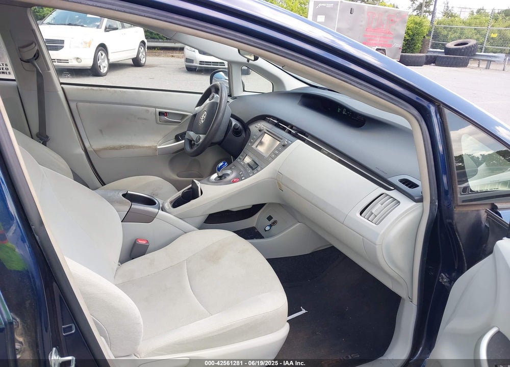 2015 TOYOTA PRIUS VIN: JTDKN3DU9F0441160