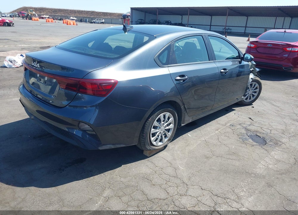 2023 KIA FORTE VIN: 3KPF24AD1PE572371