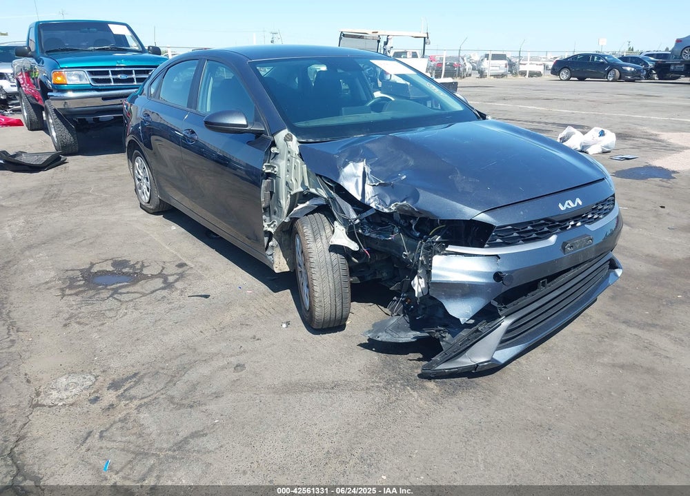 2023 KIA FORTE VIN: 3KPF24AD1PE572371