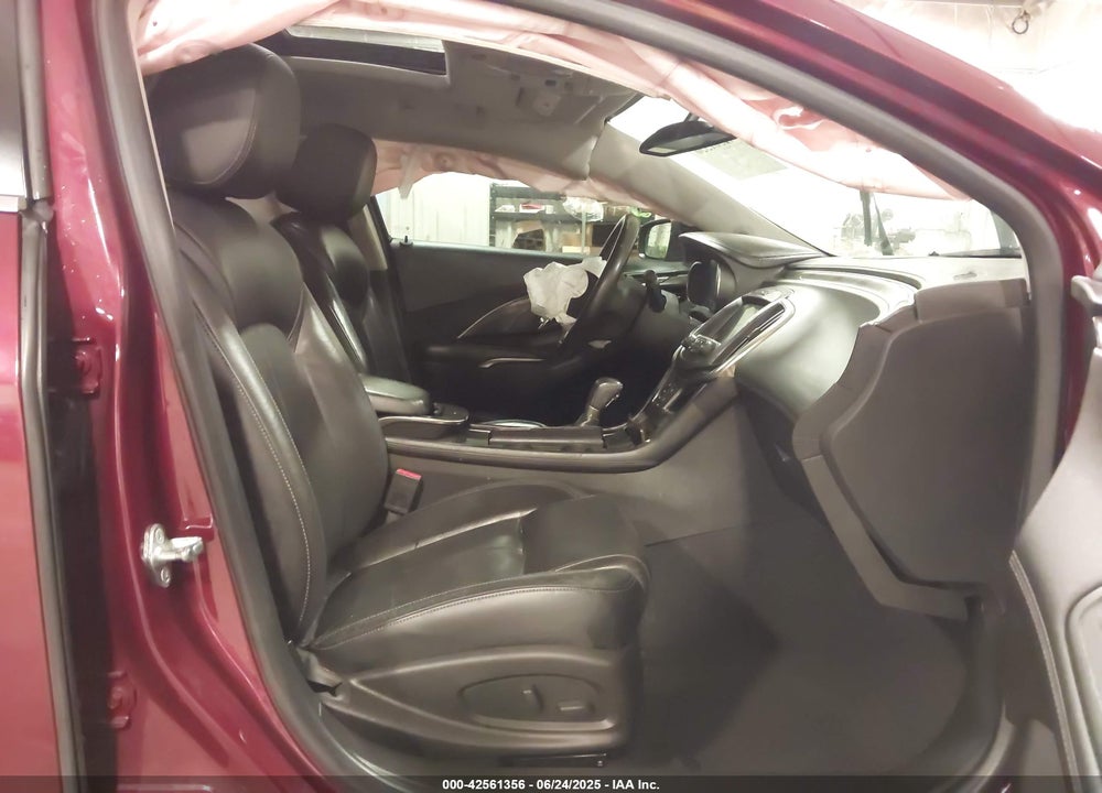 2016 BUICK LACROSSE VIN: 1G4GB5G32GF102084
