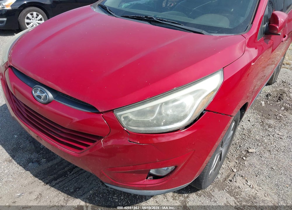 2014 HYUNDAI TUCSON SE VIN: KM8JU3AG1EU882880