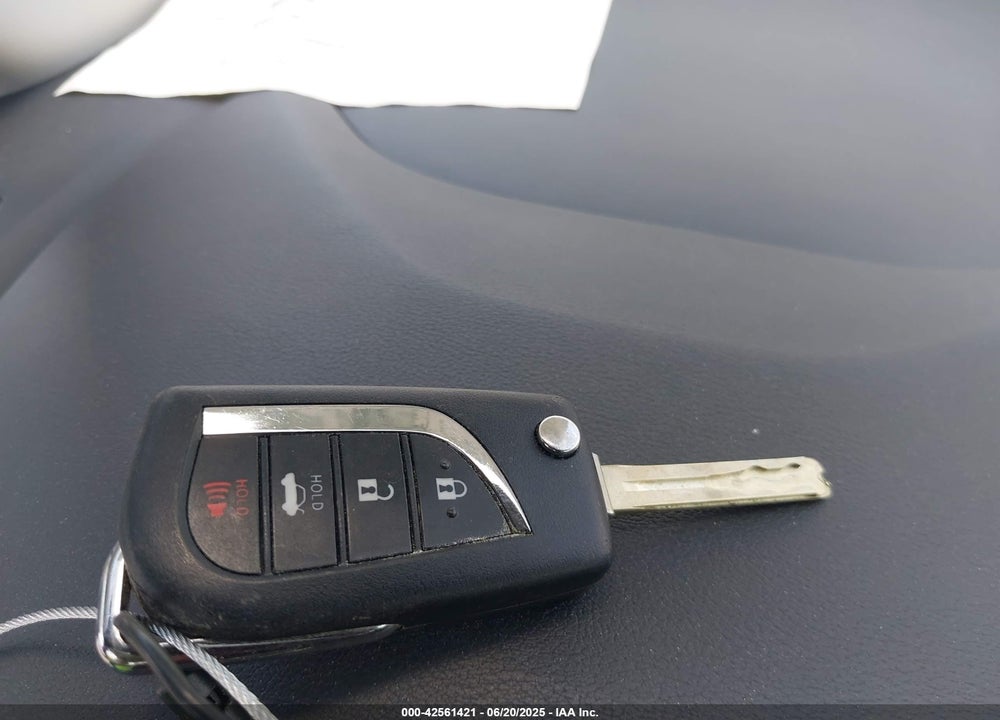 2022 TOYOTA COROLLA LE VIN: 5YFEPMAE9NP368709