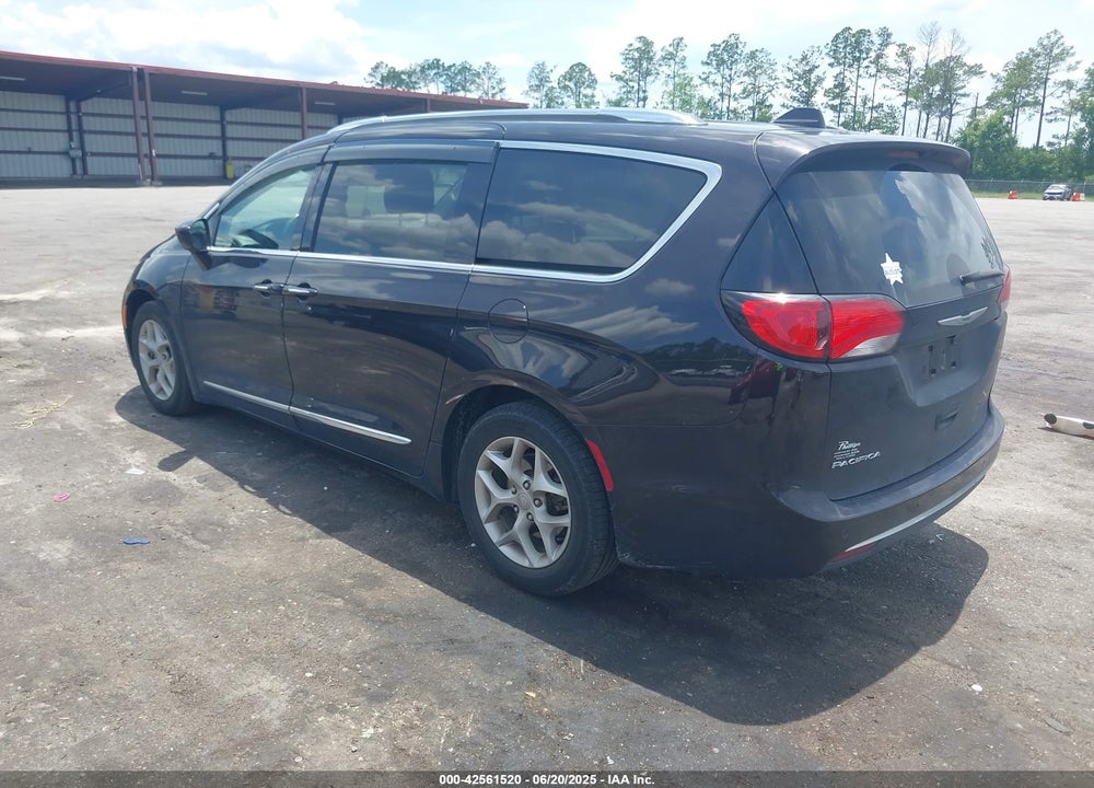 2019 CHRYSLER PACIFICA TOURING L PLUS VIN: 2C4RC1EG9KR584904