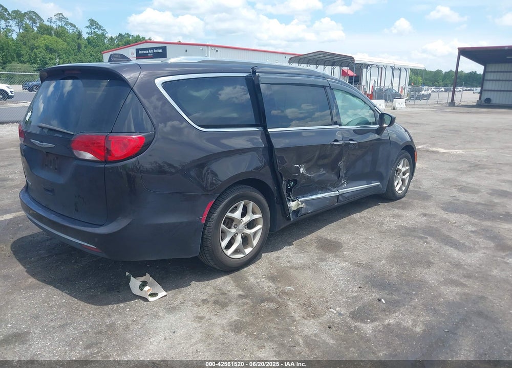 2019 CHRYSLER PACIFICA TOURING L PLUS VIN: 2C4RC1EG9KR584904