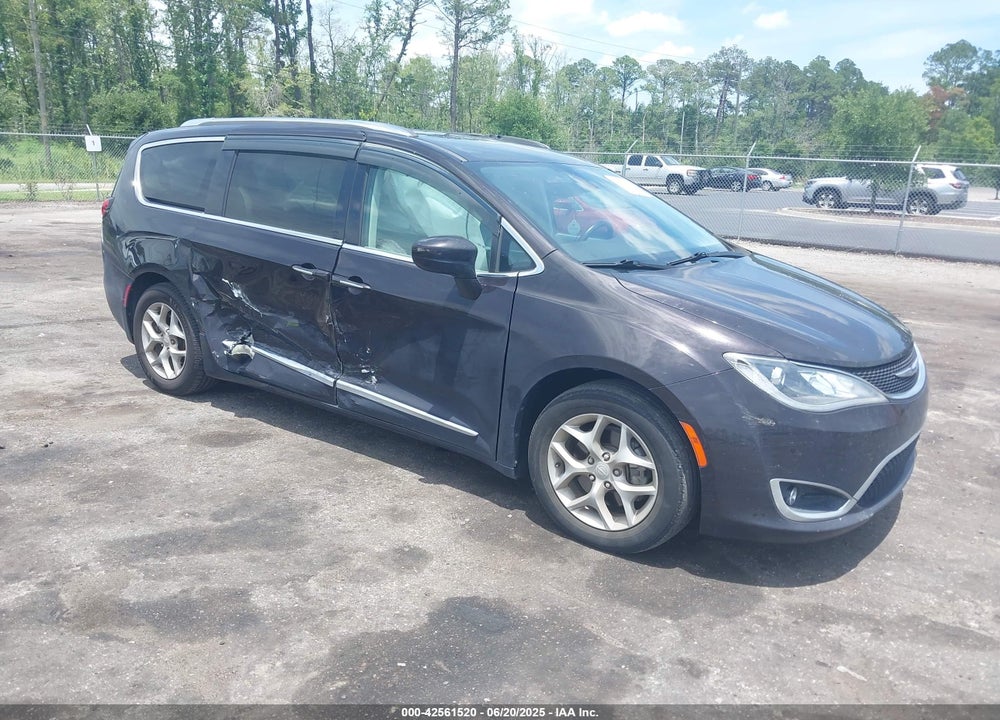 2019 CHRYSLER PACIFICA TOURING L PLUS VIN: 2C4RC1EG9KR584904
