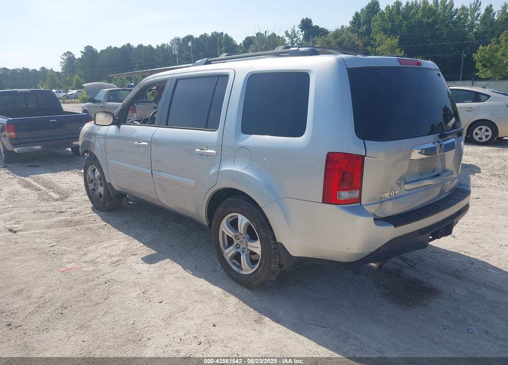 2012 HONDA PILOT VIN: 5FNYF3H71CB043496