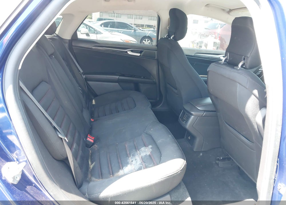 2013 FORD FUSION VIN: 3FA6P0HR4DR388175