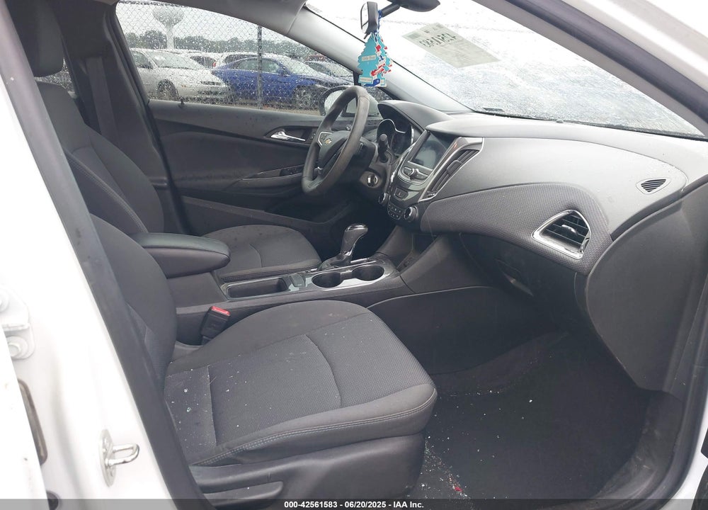 2019 CHEVROLET CRUZE VIN: 1G1BE5SM5K7120239