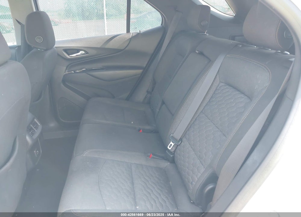 2019 CHEVROLET EQUINOX VIN: 3GNAXUEV1KS543338
