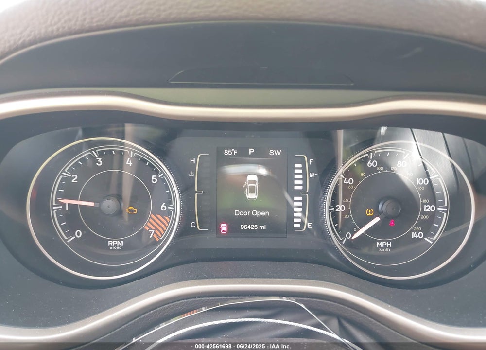 2014 JEEP CHEROKEE VIN: 1C4PJLCB7EW205801