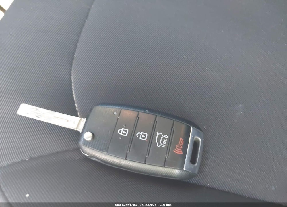2017 KIA SOUL VIN: KNDJN2A20H7459808