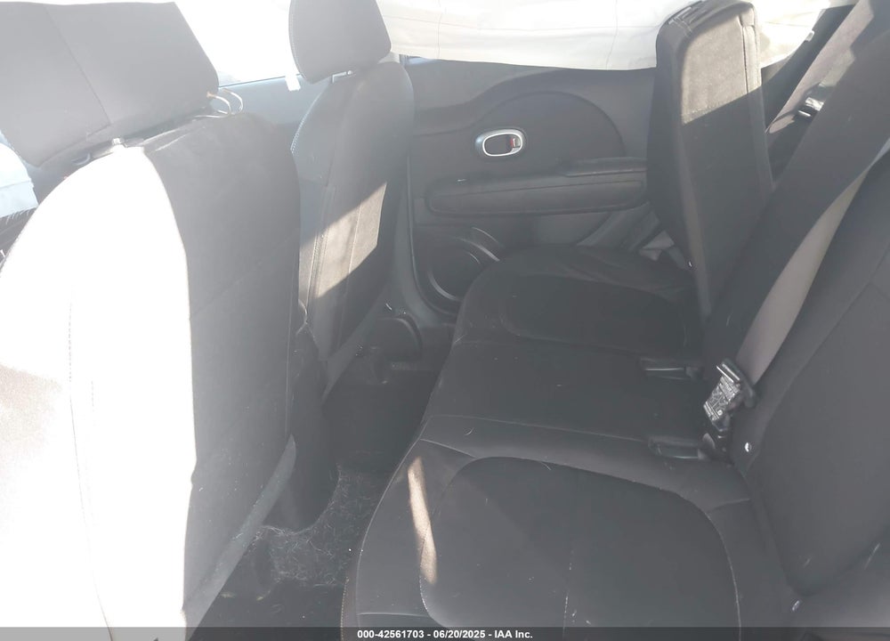 2017 KIA SOUL VIN: KNDJN2A20H7459808