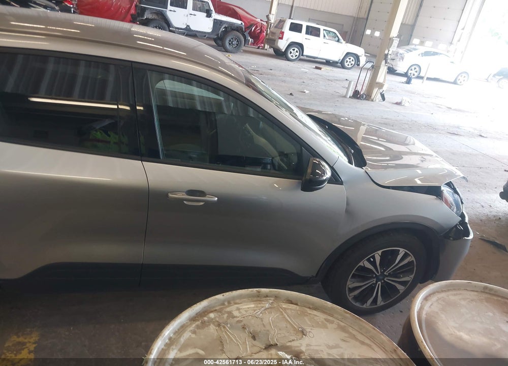 2022 FORD ESCAPE VIN: 1FMCU0G64NUA89787
