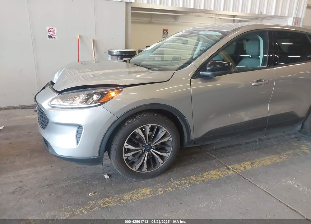 2022 FORD ESCAPE VIN: 1FMCU0G64NUA89787