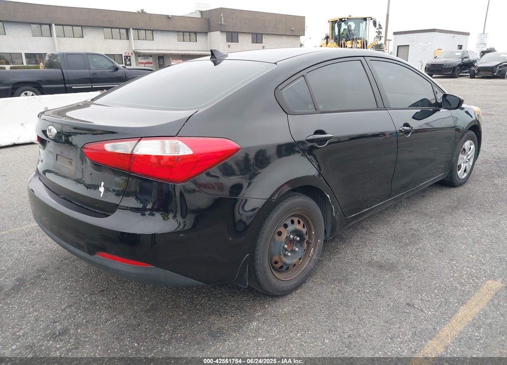 2014 KIA FORTE VIN: KNAFK4A65E5124612