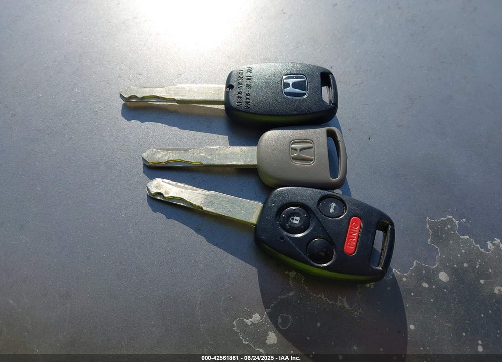 2008 HONDA CIVIC VIN: 2HGFG12878H556426