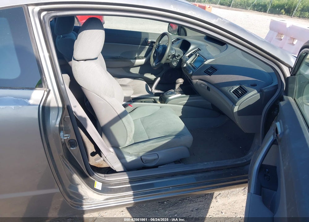 2008 HONDA CIVIC VIN: 2HGFG12878H556426