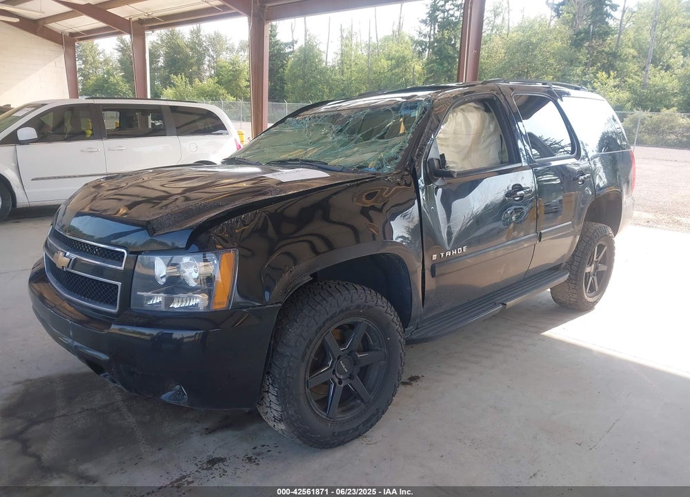 2008 CHEVROLET TAHOE VIN: 1GNFK13078J228581