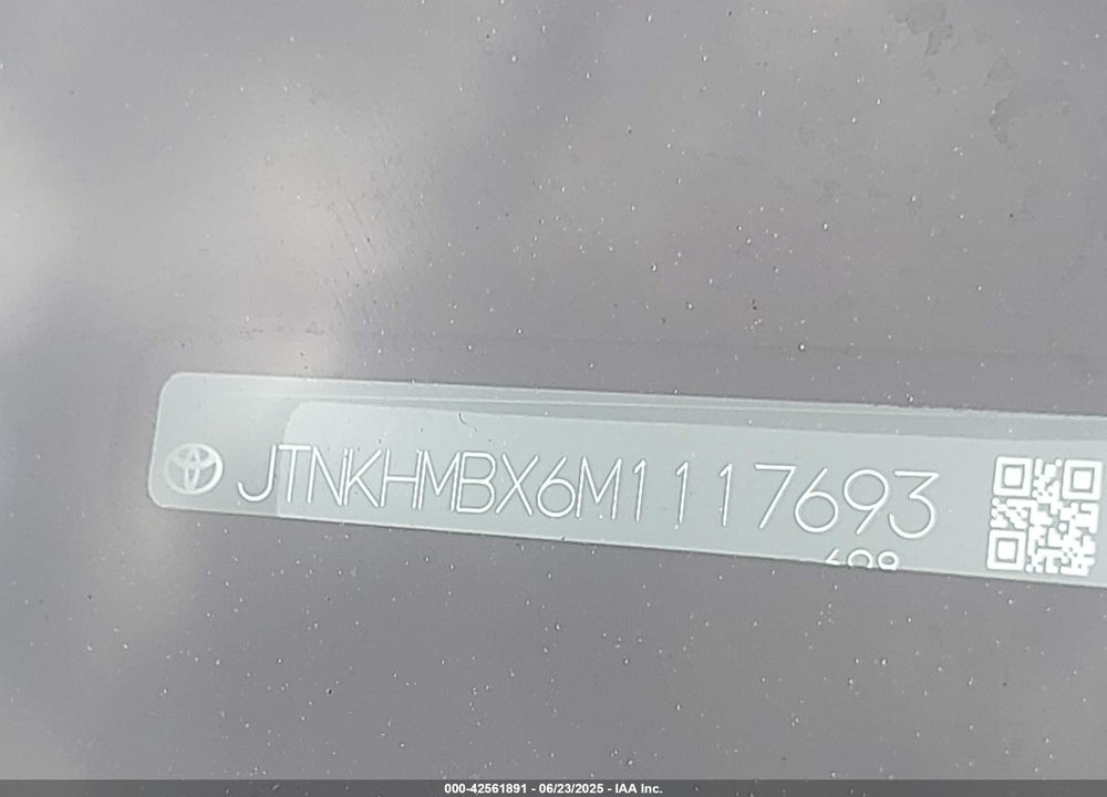 2021 TOYOTA C-HR VIN: JTNKHMBX6M1117693