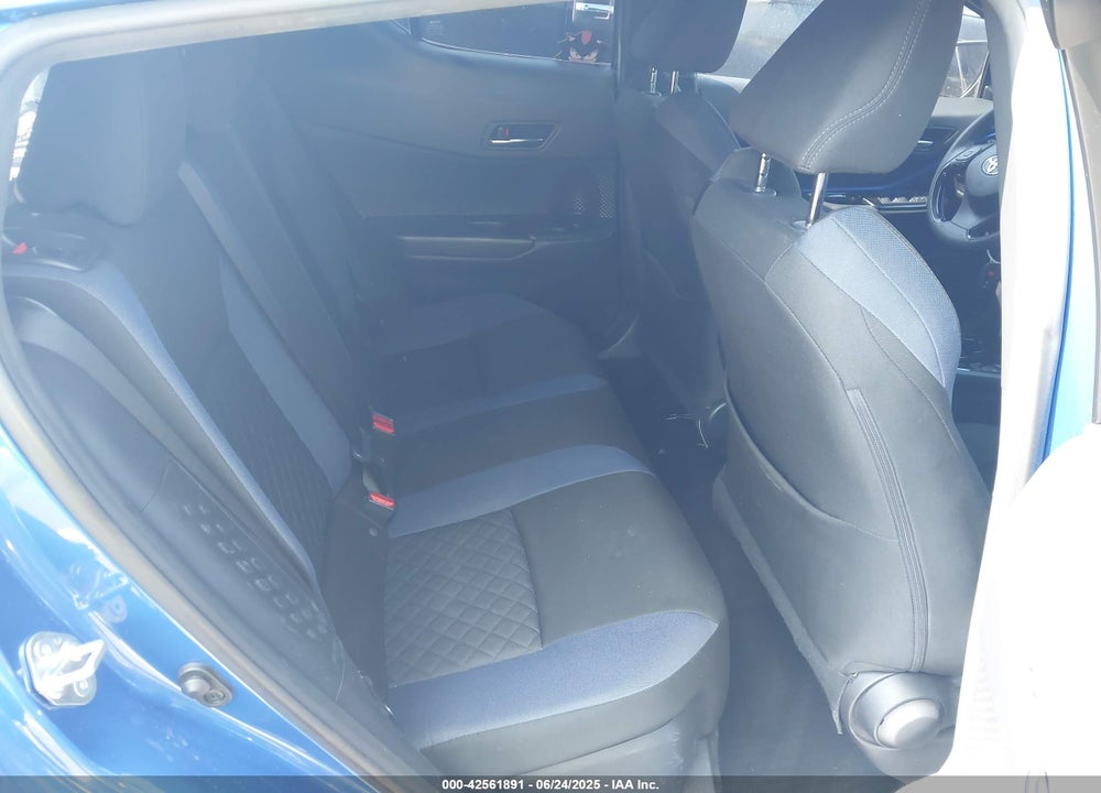 2021 TOYOTA C-HR VIN: JTNKHMBX6M1117693