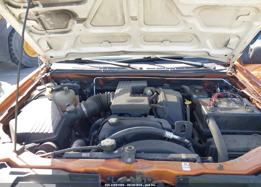 2005 CHEVROLET COLORADO LS VIN: 1GCCS136858115547