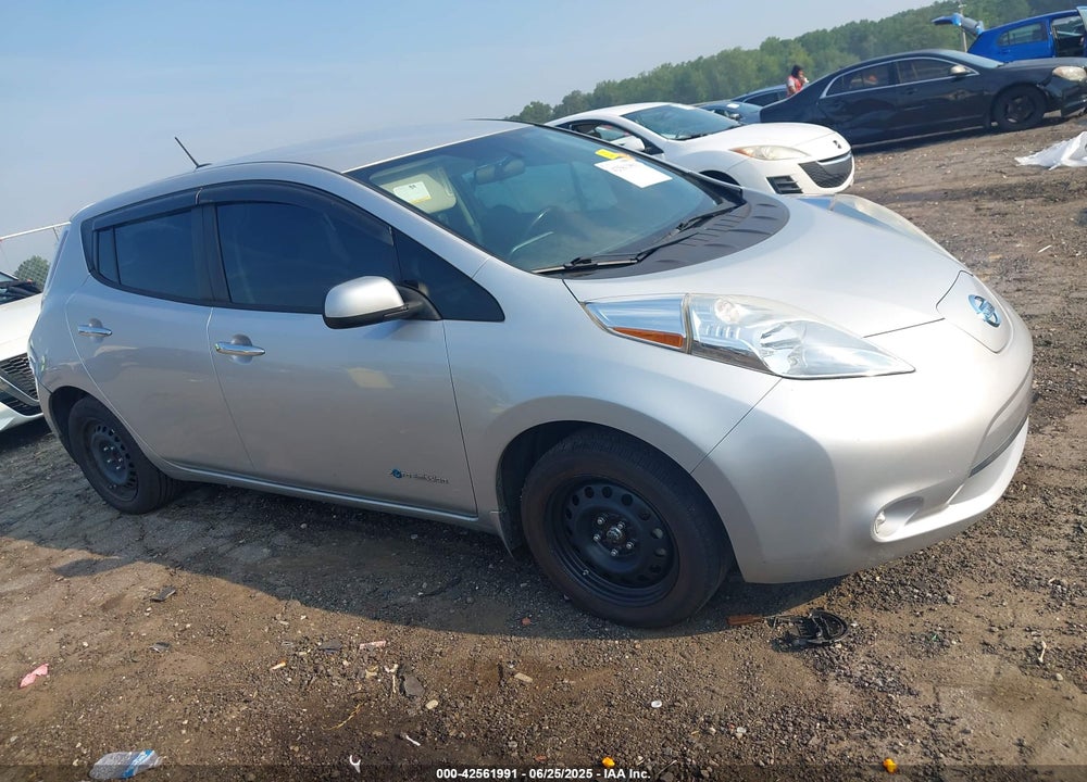 2015 NISSAN LEAF VIN: 1N4AZ0CP5FC310127
