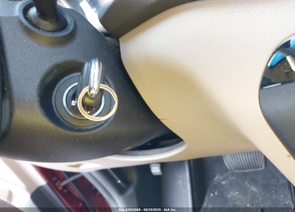2016 HYUNDAI TUCSON VIN: KM8J33A44GU092050