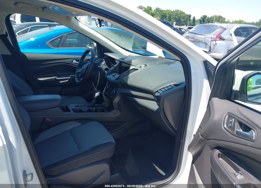 2019 FORD ESCAPE VIN: 1FMCU0GD2KUA04309