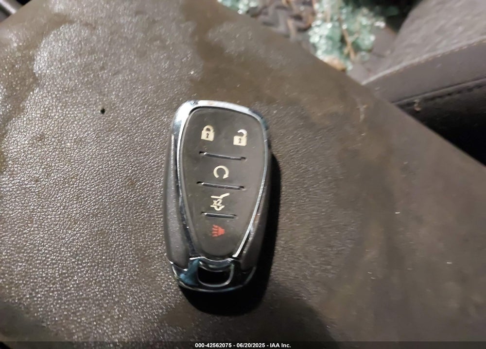 2022 CHEVROLET EQUINOX VIN: 3GNAXJEV6NL133051